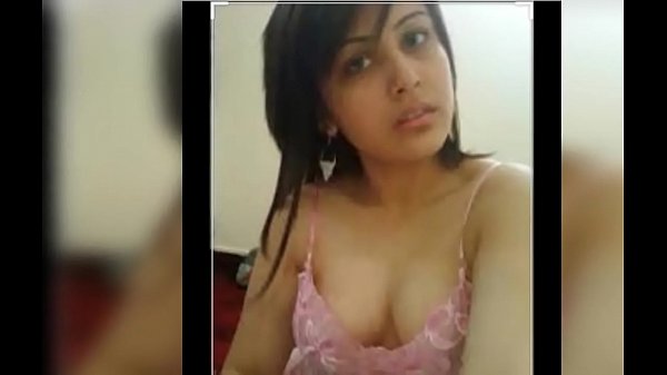 Hindi sex story mom