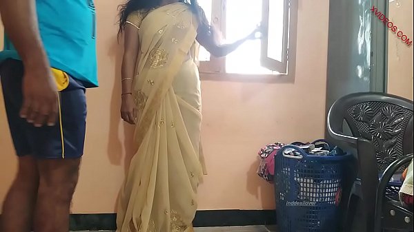 Hot aunty in red saree