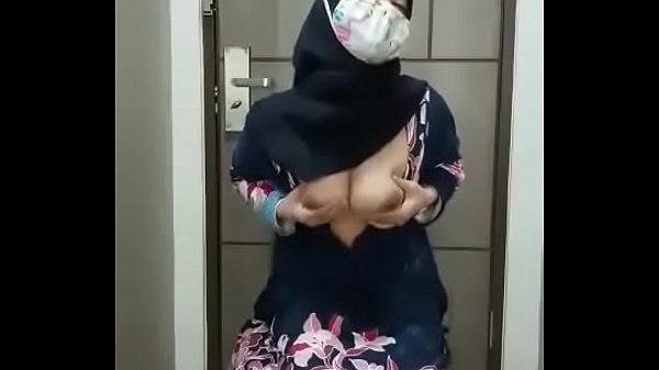 Jilbab telanjan