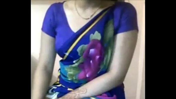 Sexy video in saree