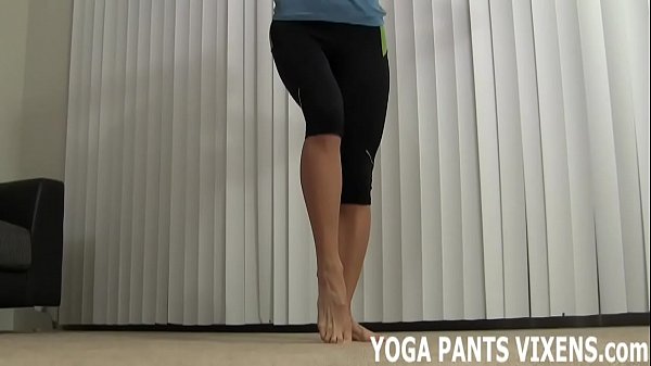 Yoga pants joi