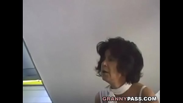 Hairy granny amateur