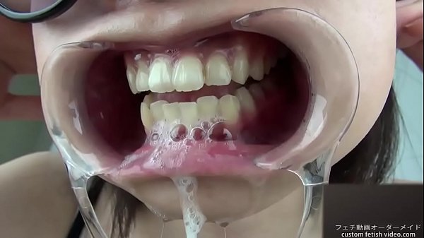 Japanese teeth fetish