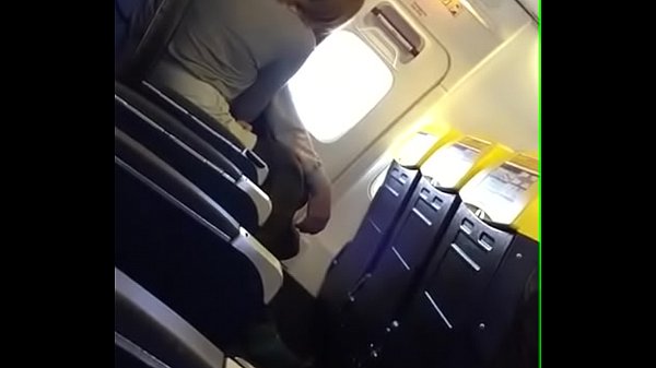 Masturbandose en el avion
