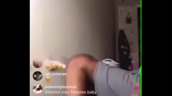 White girls twerking on instagram