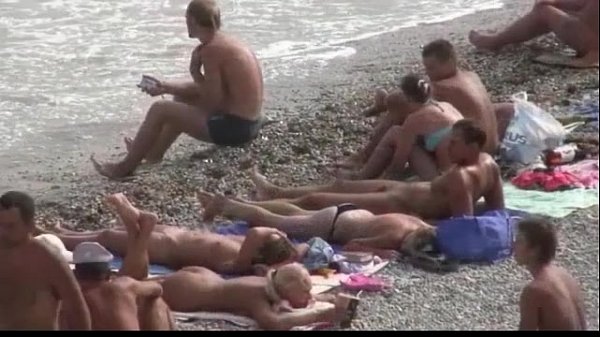 Beach hotties nude