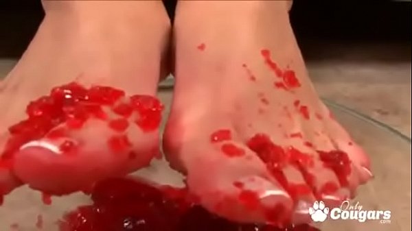 Feet food porn