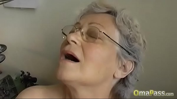 Granny dildo videos