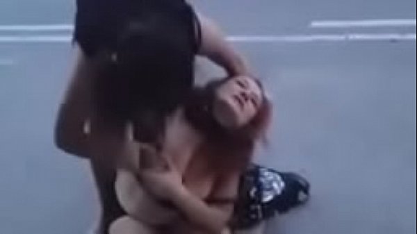 Naked ghetto girls fight