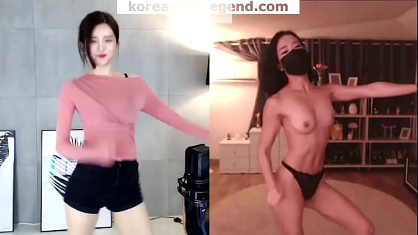 Naked korean idol