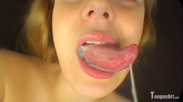 Sloppy tongue kissing