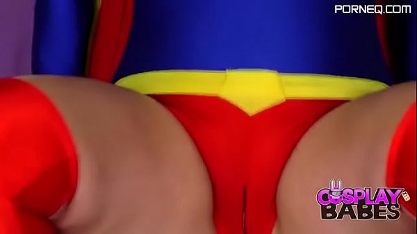 Supergirl blowjob