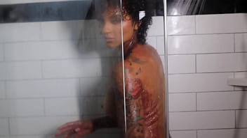 Michelle solo shower