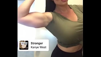 Biceps bbw