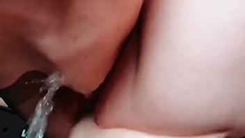 Slutty big-cunt cumming in her husband’s mouth
